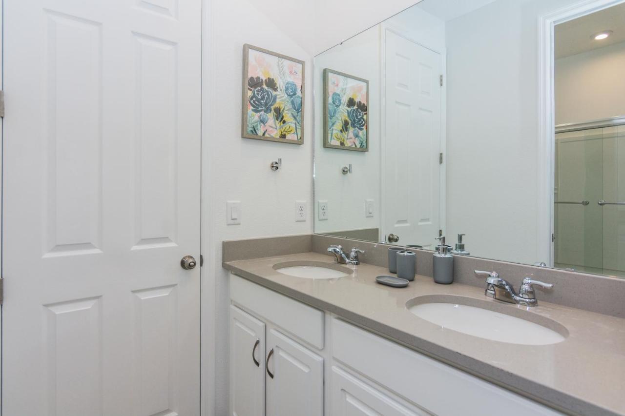 Brand New 9 Bedrooms House With Private Pool, Star Wars Game Room, Theme Rooms And Lake View Sa2145 Kissimmee Esterno foto
