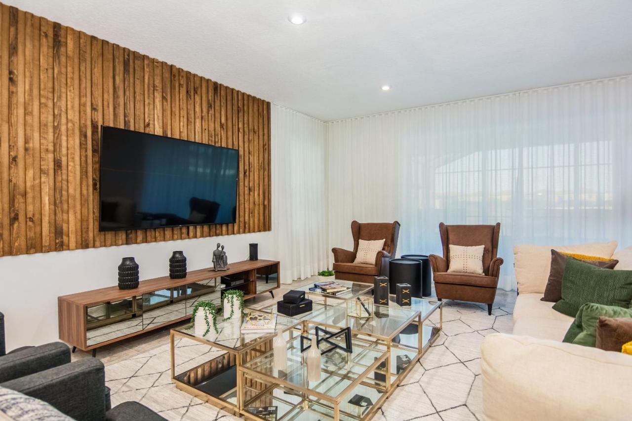 Brand New 9 Bedrooms House With Private Pool, Star Wars Game Room, Theme Rooms And Lake View Sa2145 Kissimmee Esterno foto